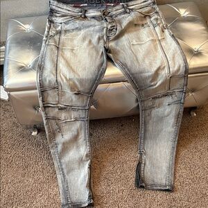 Men's Distressed Gray Bootcut Jeans